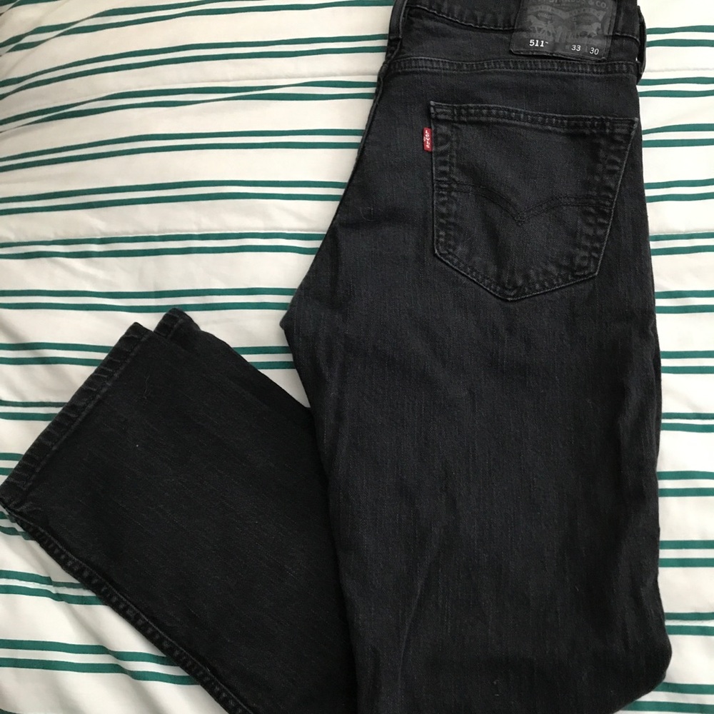 Levi’s - Picture 3 of 3